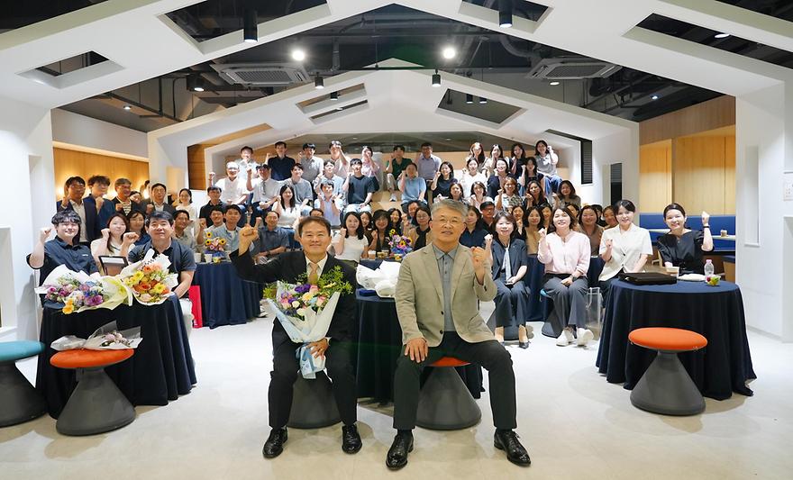 정년퇴임직원 환송 행사 참석